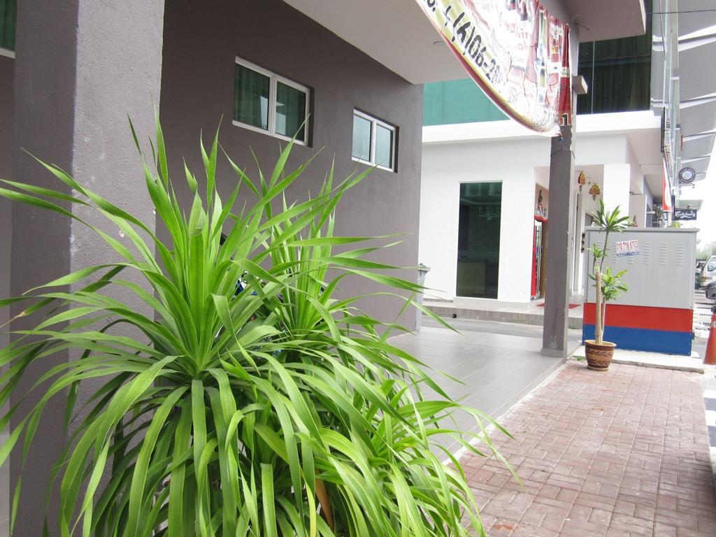 Place2Stay Hotel Малакка Экстерьер фото