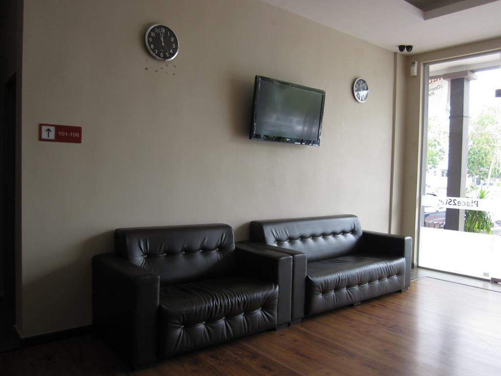 Place2Stay Hotel Малакка Экстерьер фото