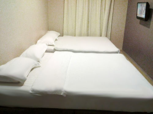 Place2Stay Hotel Малакка Экстерьер фото