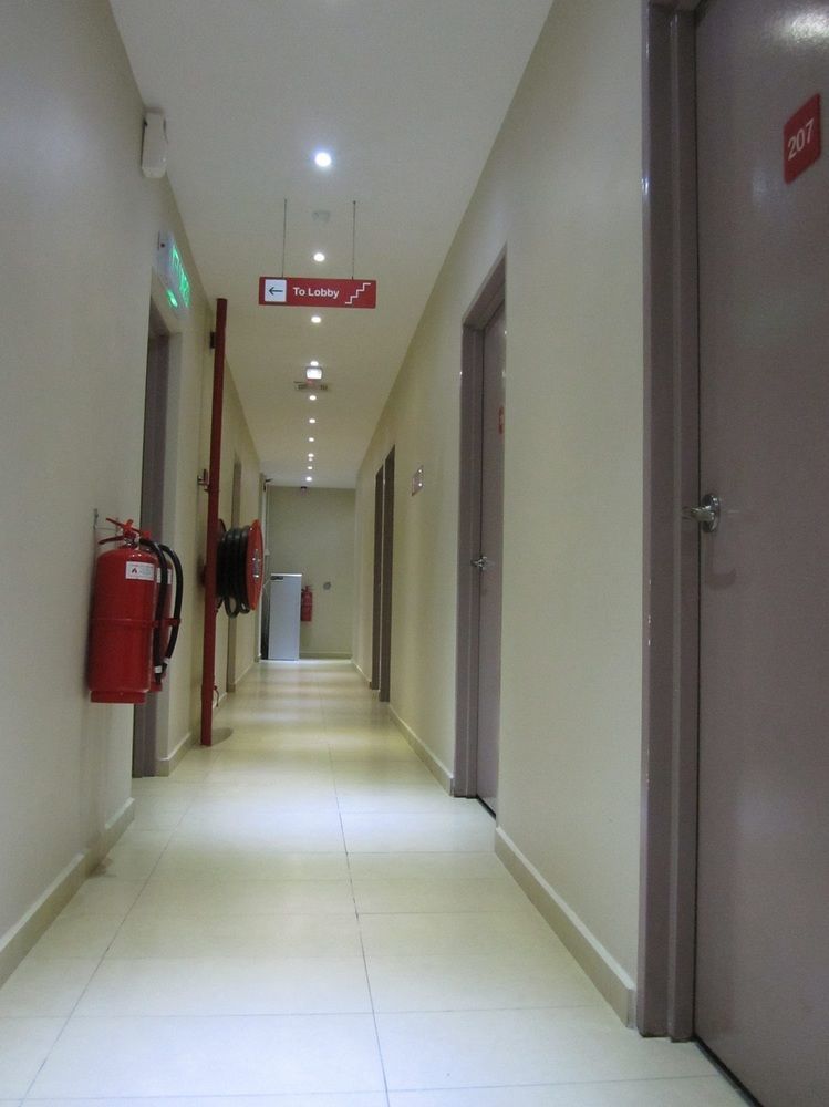 Place2Stay Hotel Малакка Экстерьер фото